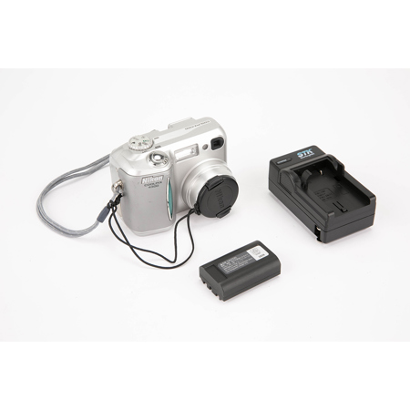 Nikon Coolpix 4300 Digital Camera