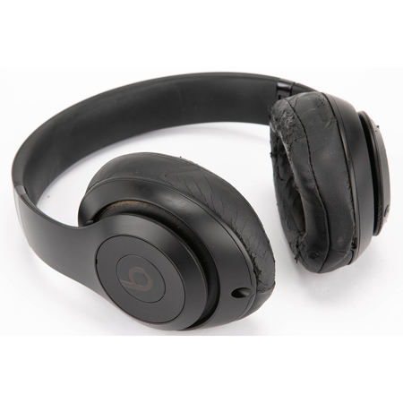 Beats by Dr. Dre Beats Studio3 Wireless Over-Ear Headphones -Matte Black 1720438