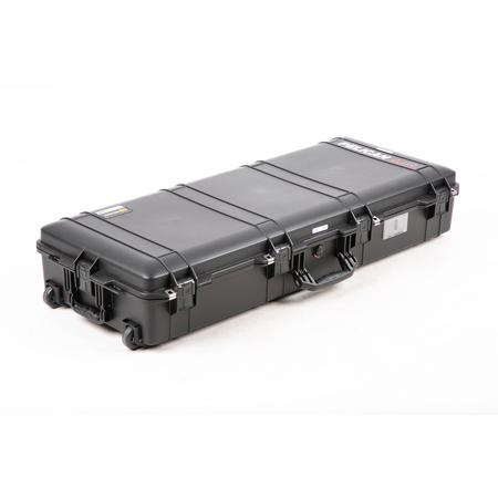 Peli 1550 SVF flightcase zilver met schuim 468x355x193 mm | Bax Music