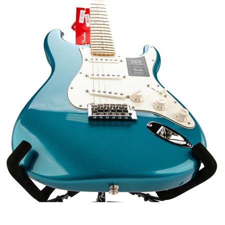 Fender Limited Edition Player Stratocaster Electric Guitar, 22 Frets, Modern "C" Shape Neck, Maple Fingerboard, Gloss Polyester, Lake Placid Blue