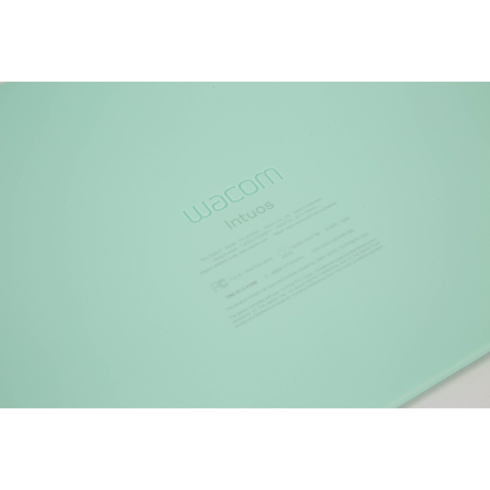 Wacom Intuos Bluetooth Creative Pen Tablet - Medium, Pistachio Green SKU#1741301