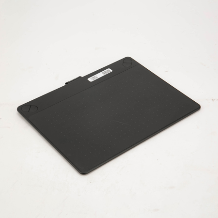 WACOM Intuos Art Pen & Touch Tablet M Size CTH-690 - SKU#1742448