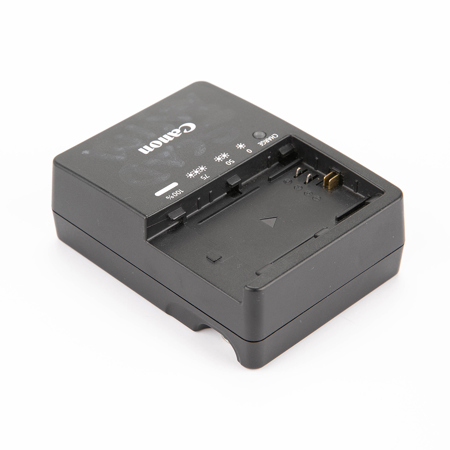Canon LC-E6 Compact Battery Charger for the LP-E6 Battery Packs