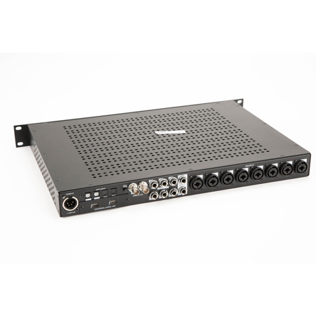 Universal Audio Apollo 8p Thunderbolt 2 Audio Interface with Real-Time UAD Processing