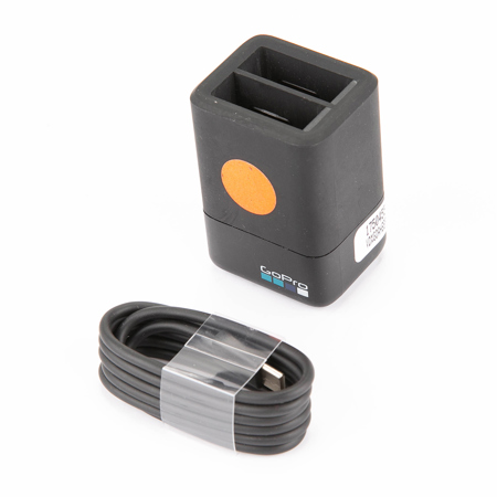 GoPro Dual Battery Charger for HERO3+/HERO3 Batteries