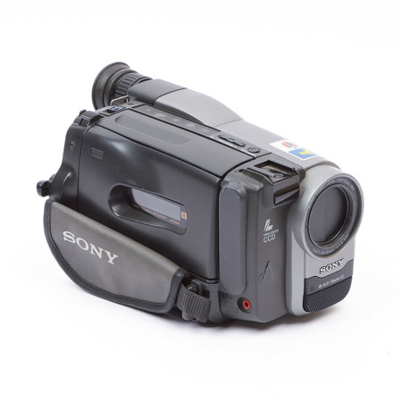USED Sony CCD-TRV52 8mm Analog Handycam Camcorder - SKU#1752118