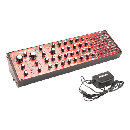 Behringer NEUTRON Paraphonic Analog and Semi-Modular Synthesizer with Dual 3340 VCOs