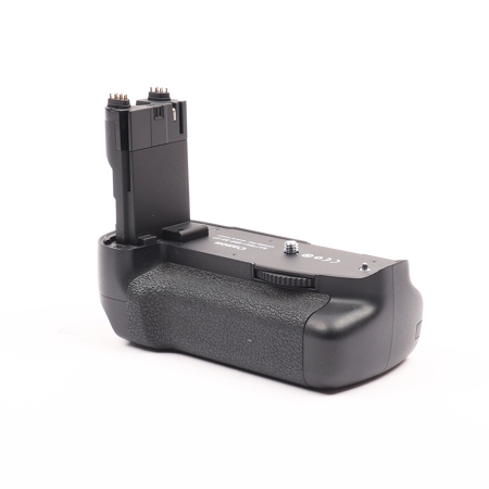 Canon BG-E7 Battery Grip for the EOS 7D Digital SLR Camera