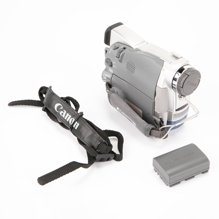 Canon ZR65 MC MiniDV Digital Camcorder