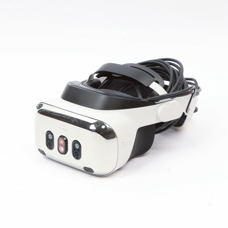 Varjo XR-4 Mixed Reality Headset with Controllers - SKU#1769826