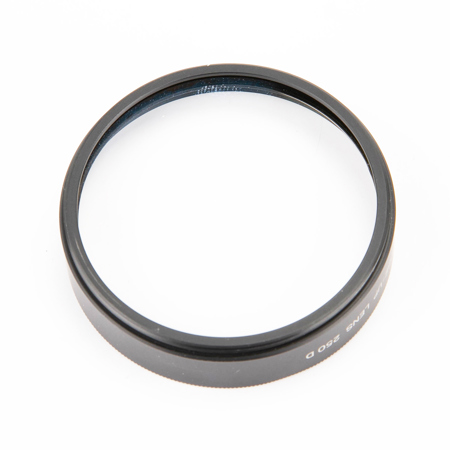 Canon 58 Close-up Lens 250D, for Lenses 50mm to 135mm.