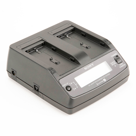 Sony AC-VQ1050D AC/DC Super Quick Charger for L Series Batteries - SKU#1774244
