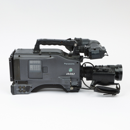 Panasonic AG-HPX500 2/3" Shoulder Mounted P2 Camcorder Kit