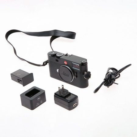 Leica M11 Digital Rangefinder Camera, Black