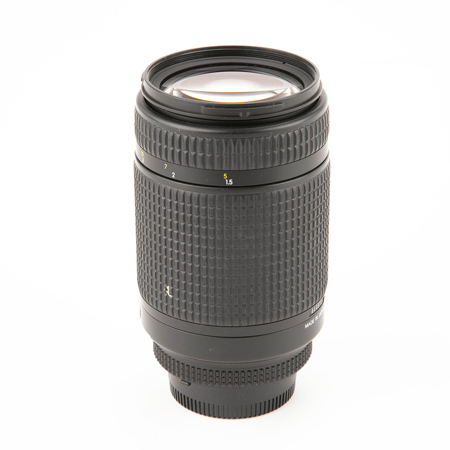 Nikon 70-300mm f/4-5.6D ED AF Autofocus Telephoto Zoom Lens