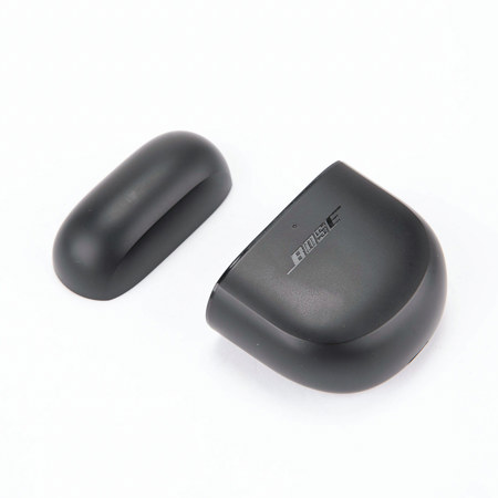 Bose Charging Case for QuietComfort Earbuds II, Black