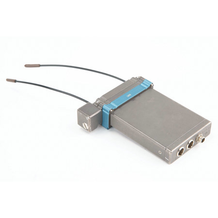 Lectrosonics SR Dual UHF Wireless Camera Slot Receiver - Block 21 SKU#1819493