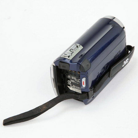 JVC GZ-MG630 Everio 60GB Hard Drive Camcorder - Diamond Silver SKU#1820553