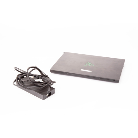 Razer Blade 16 16" QHD+ OLED 240Hz Gaming Laptop - Black SKU#1827671