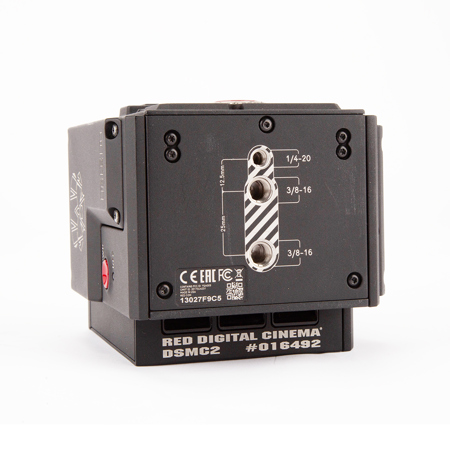 RED DRAGON　コンダクターズチェア Red Ships Dragon-X 5K Camera, Sets New DSMC2 Production