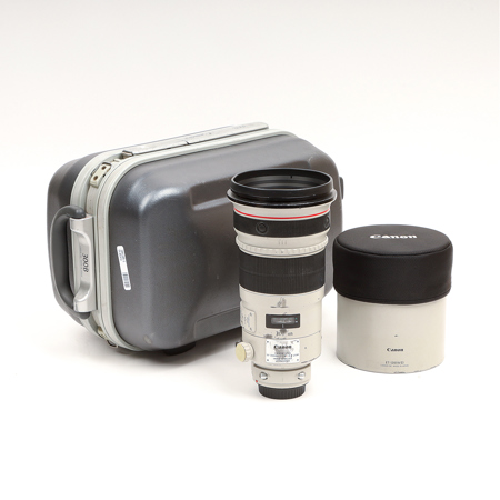 Canon EF 300mm f/2.8L IS II USM Image Stabilizer AutoFocus Telephoto Lens