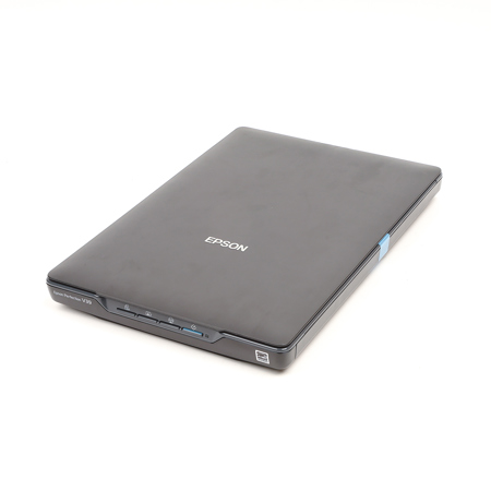 Epson Perfection V39 Color Photo Flatbed Scanner, 8.5 x 11.7" Scan Area, 4800dpi Optical Resolution, USB 2.0, 48-Bit Internal/24-Bit External Color Depth