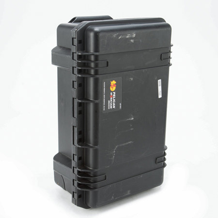 Hardigg Storm Case iM2500 with Wheels, Watertight, Padlockable Case, No Foam or Divider Interior, Black