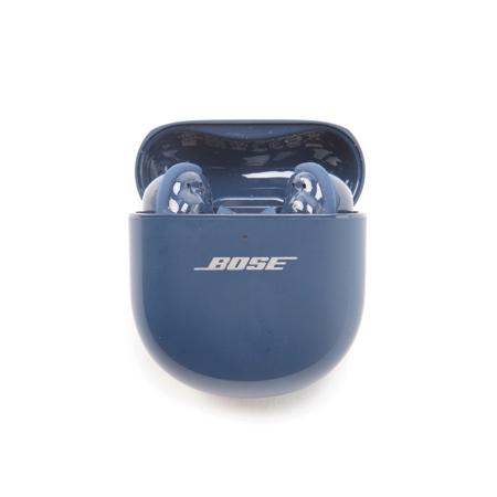 Bose QuietComfort Ultra Wireless Noise Cancelling Earbuds Lunar Blue