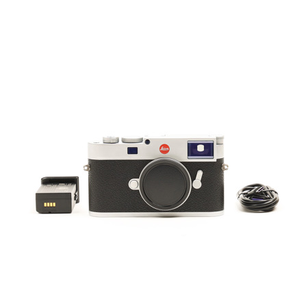 Leica M11 Digital Rangefinder Camera, Silver Chrome