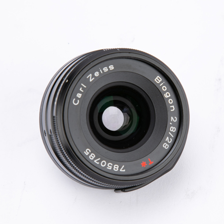 Contax Carl Ziss Biogon G 28mm F2.8 T* Black Lens