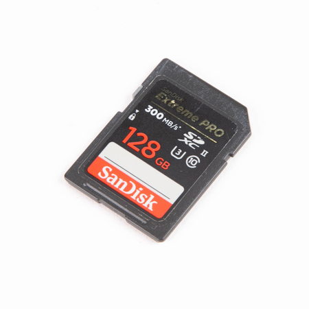 SanDisk ExtremePRO 128GB UHS-II Class 10 U3 SDXC Memory Card - SKU#1864048