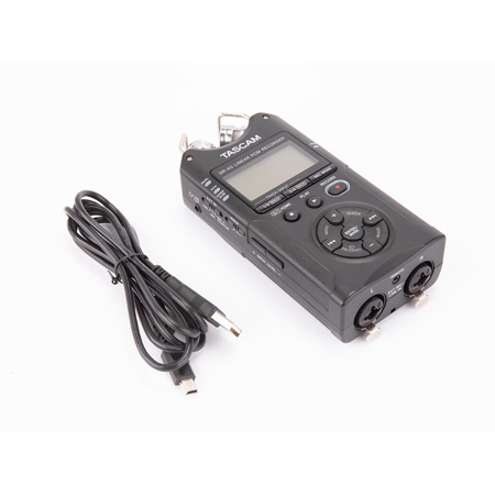 Tascam DR-40 4-Track Handheld Digital Audio Recorder - Black SKU#1870273