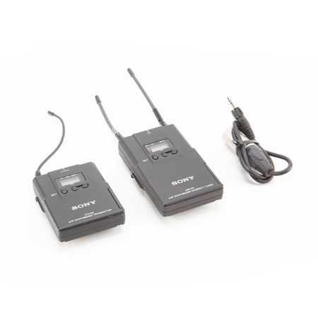 Sony URX-P2/UTX-B2 Wireless System Kit - 30-33 channels 566.125 - 589.875MHz