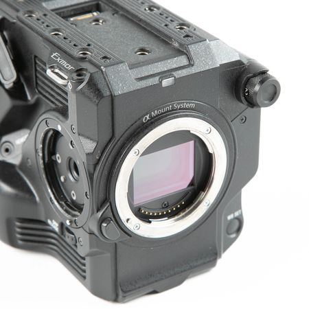 Used Sony PXW-FS5M2 4K XDCAM Compact Handheld Camcorder - NO Used Sony PXW-FS5M2 4K XDCAM Compact Handheld Camcorder - NO