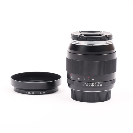 Zeiss 28mm F/2 Distagon T* ZE Series Manual Focus Lens for Canon EOS SLR Cameras
