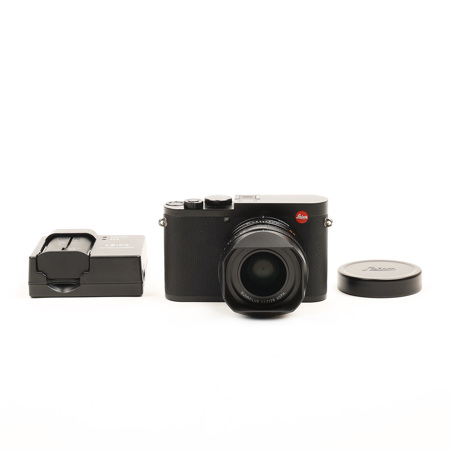 Leica Q2 Compact Digital Camera