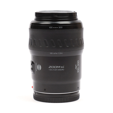 Minolta AF 100-300/4.5-5.6 xi Zoom Lens