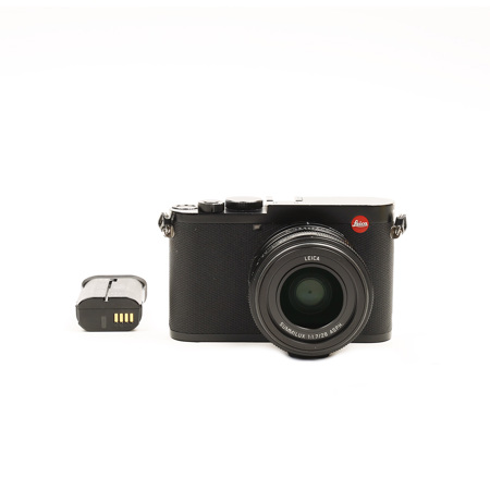Leica Q2 Compact Digital Camera