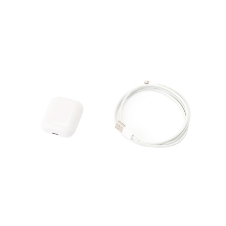 Apple Airpods with Charging Case, 2nd Gen