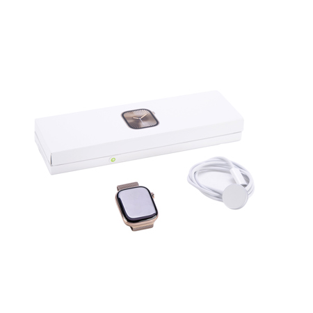 Apple Watch Series 10 GPS + Cellular Titanium Case 46mm Gold Gold Milanese Loop Small/Medium