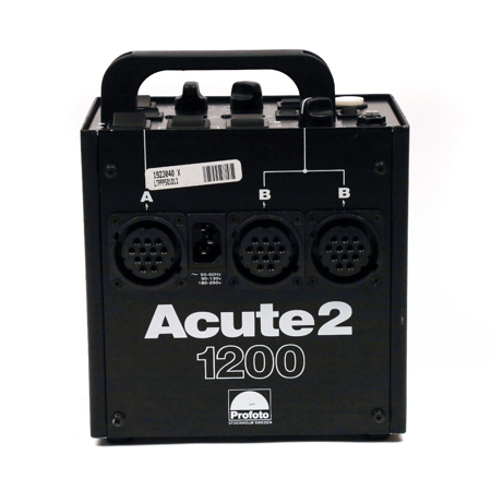 Profoto Acute2 1200 watt Second Generator with Cables. #900773 / 501-013