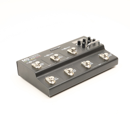 Line 6 - M9 Stompbox Modeler - Nantel Musique
