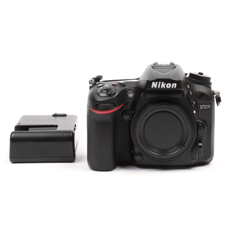 Nikon D7200 DX-format Digital SLR Camera Body, 24.1 Megapixel, DX-format CMOS, B.I. Wifi, 51 Point AF, Expeed 4, Black