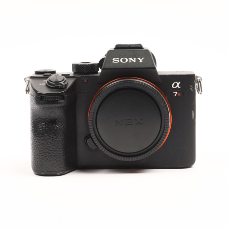Sony a7R III Mirrorless Digital Camera Body