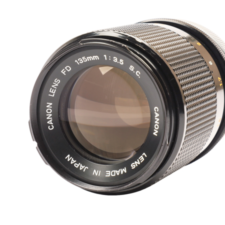 【専用ケース付】CANON LENS FD 135mm 1:3.5 S.C. Used Canon Lens FD 135mm 1:3.5 S.C - Adorama