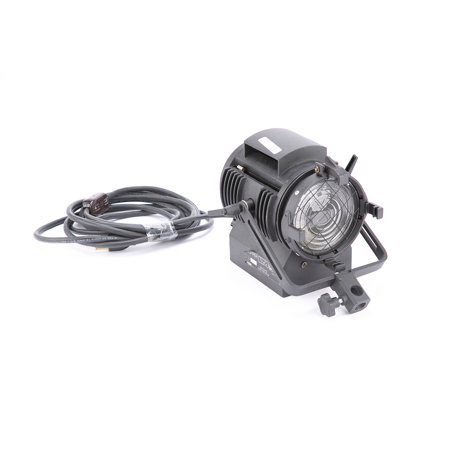 LTM Pepper 650 Watt Fresnel Tungsten Light