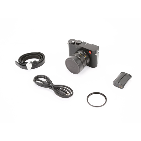 Leica Q3 Compact Digital Camera