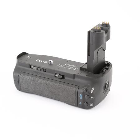 Canon BG-E7 Battery Grip for the EOS 7D Digital SLR Camera