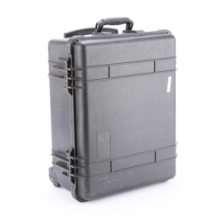 Pelican 1560 Watertight Hard Case without Foam Insert, with Wheels - Charcoal Black