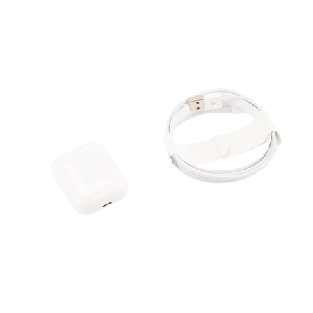 Apple Airpods with Charging Case, 2nd Gen